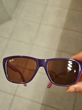 Ray-Ban Purple Frame Sunglasses with Brown Lenses